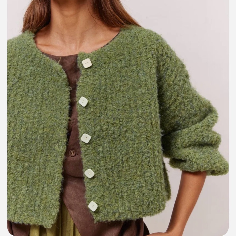 Vrg Grl Elsie Cardigan size small - like new!